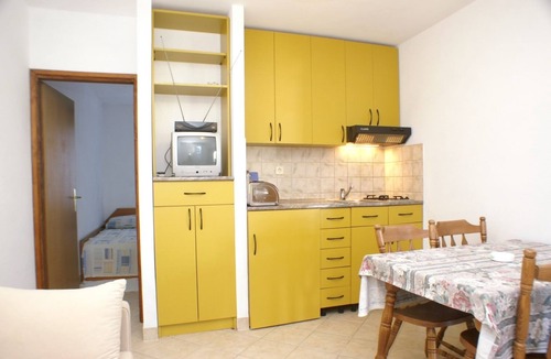 Lumbarda Apartment | One bedroom apartment with air-conditioning Lumbarda, Korčula (A-4375-b)