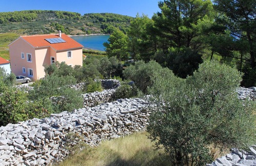 Lumbarda Apartment | One bedroom apartment with terrace and sea view Lumbarda, Korčula (A-9271-c)