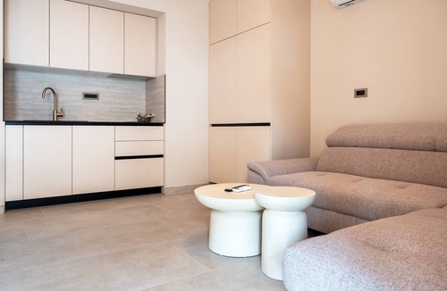 Dugis Apartment | One bedroom apartment with terrace Makarska (A-25823-a)