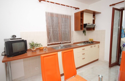 Mrljane Apartment | One bedroom apartment with terrace and sea view Mrljane, Pašman (A-8498-a)