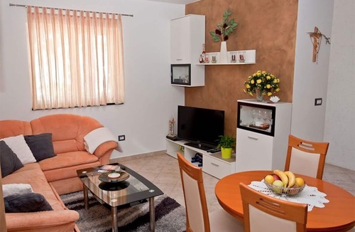Novigrad Apartment | One bedroom apartment with terrace Novigrad (A-2536-c)