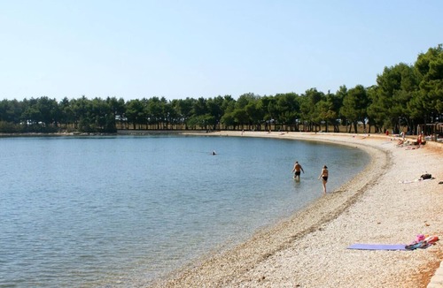 Novigrad Apartment | One bedroom apartment with a swimming pool Novigrad (A-7078-a)