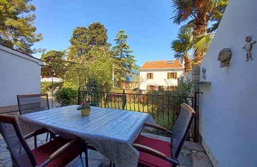 Novigrad Apartment | One bedroom apartment with terrace Novigrad (A-7335-a)