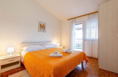 Kozino Apartment | One bedroom apartment with balcony and sea view Kožino, Zadar (A-5749-d)
