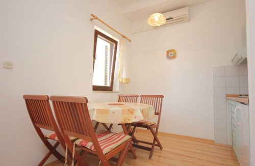 Podstrana Apartment | One bedroom apartment with terrace Podstrana, Split (A-2087-a)