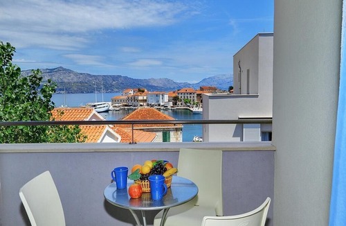 Postira Apartment | One bedroom apartment Marija A8 in Postira