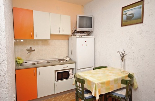Privlaka Apartment | One bedroom apartment with balcony and sea view Privlaka, Zadar (A-5813-c)