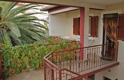 Privlaka Apartment | One bedroom apartment with balcony and sea view Privlaka, Zadar (A-5813-c)