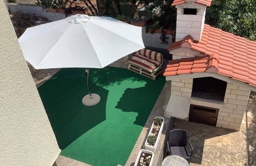 Dvornica Apartment | One bedroom apartment with terrace and sea view Kanica, Rogoznica (A-11818-a)