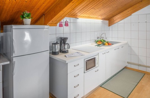 Zambratija Apartment | One bedroom apartment near beach Zambratija, Umag (A-2557-b)