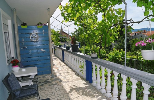 Sarsoni Apartment | One bedroom apartment with terrace Viškovo, Rijeka (A-20592-b)