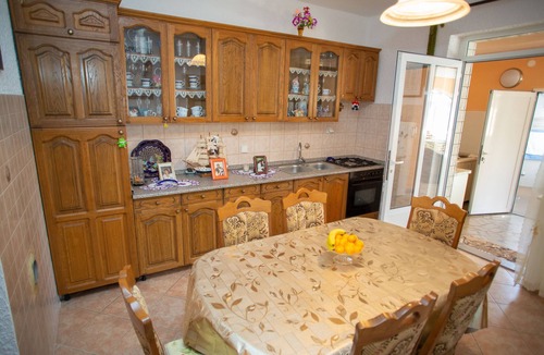 Metajna Apartment | One bedroom apartment near beach Metajna, Pag (A-6522-h)