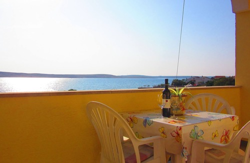 Kustici Apartment | One bedroom apartment near beach Kustići, Pag (A-4104-d)