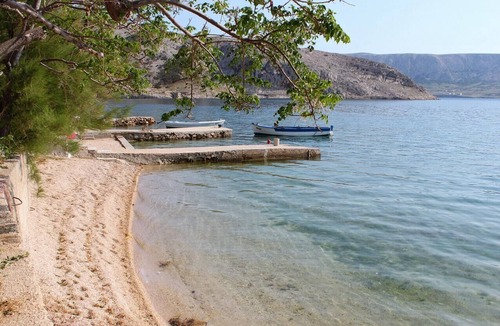 Metajna Apartment | One bedroom apartment near beach Metajna, Pag (A-6351-d)