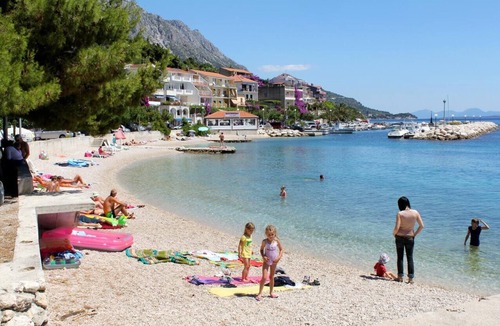 Podgora Apartment | One bedroom apartment near beach Podgora, Makarska (A-6596-a)