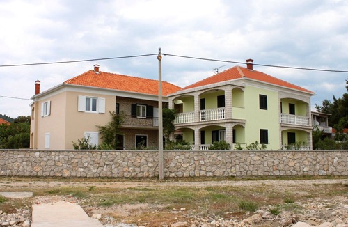 Pasman Apartment | One bedroom apartment near beach Pašman (A-685-b)