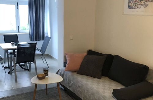 Tucepi Apartment | One bedroom apartment near beach Tučepi, Makarska (A-2699-d)