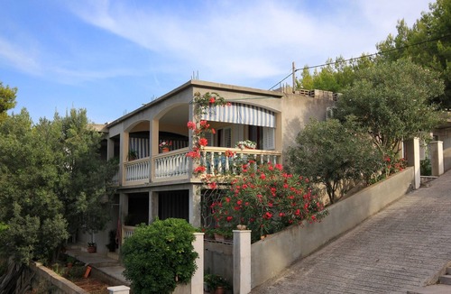 Prigradica Apartment | One bedroom apartment near beach Prigradica, Korčula (A-9141-a)