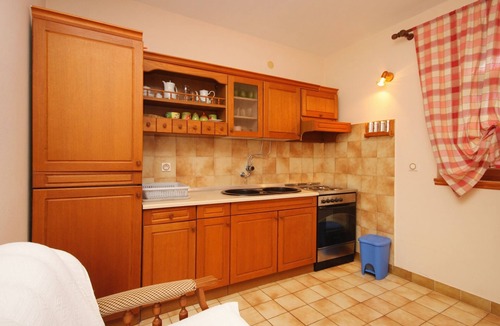 Blato Apartment | One bedroom apartment near beach Karbuni, Korčula (A-9308-c)