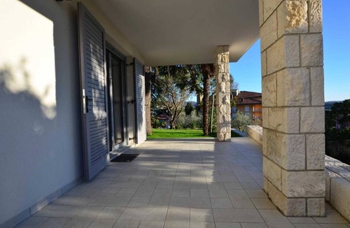 Portoroz Apartment | One Bedroom Apartment with Terrace Villa Forgotten Garden Portoroz