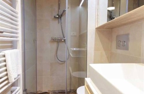 Portoroz Apartment | One Bedroom Apartment with Terrace Villa Forgotten Garden Portoroz