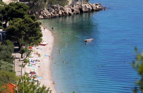 Igrane Apartment | One bedroom apartment with balcony and sea view Igrane, Makarska (A-20014-a)