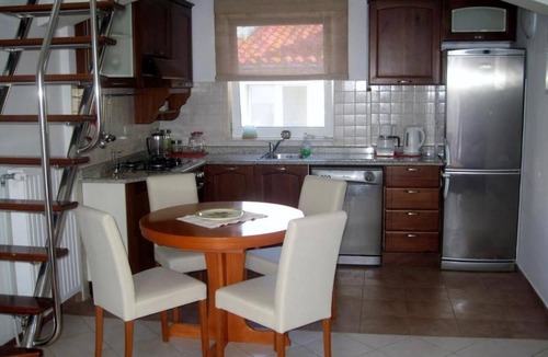 Susica Apartment | One bedroom apartment with terrace and sea view Murter (A-5100-e)