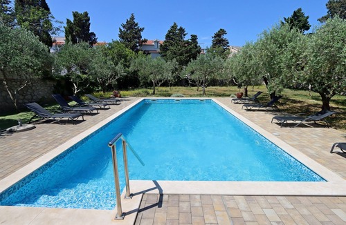 Zrce Apartment | One bedroom apartment with a swimming pool Novalja, Pag (A-213-a)