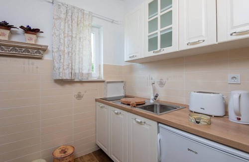 Orebic Apartment | One bedroom apartment with balcony and sea view Orebić, Pelješac (A-27600-c)