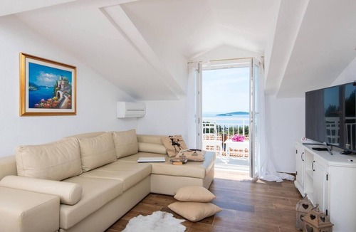 Orebic Apartment | One bedroom apartment with balcony and sea view Orebić, Pelješac (A-27600-c)