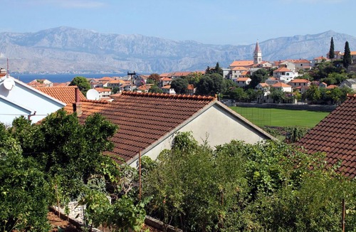 Postira Apartment | One bedroom apartment with terrace Postira, Brač (A-5659-b)