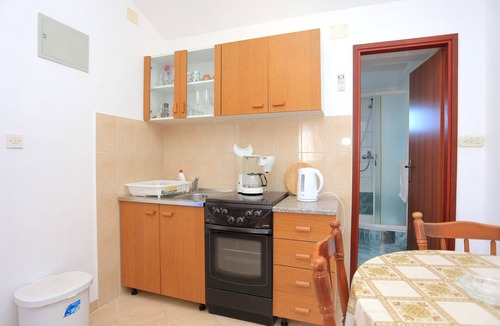 Slatine Apartment | One bedroom apartment with terrace and sea view Slatine, Čiovo (A-2030-b)