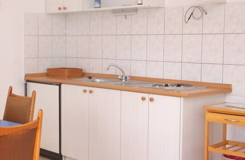 Slatine Apartment | One bedroom apartment with terrace Slatine, Čiovo (A-6061-b)