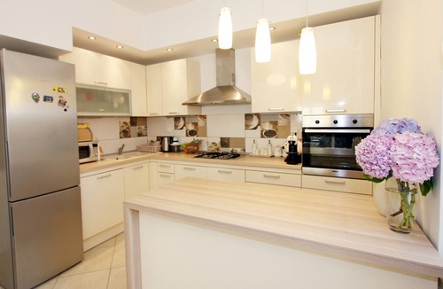Sutivan Apartment | One bedroom apartment with terrace Sutivan, Brač (A-2842-h)