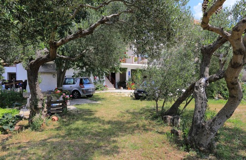 Tucepi Apartment | One bedroom apartment with balcony and sea view Tučepi, Makarska (A-2676-c)