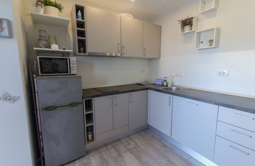 Tucepi Apartment | One bedroom apartment with terrace and sea view Tučepi, Makarska (A-20886-a)