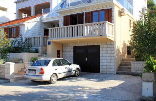 Zrnovo Apartment | One bedroom apartment with terrace and sea view Tri Žala, Korčula (A-9317-a)