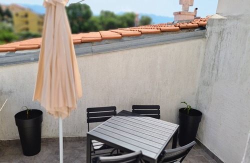 Baska Apartment | One bedroom apartment with balcony Baška, Krk (A-22600-b)