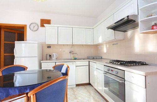 Brela Apartment | One bedroom apartment with terrace and sea view Brela, Makarska (A-18495-d)
