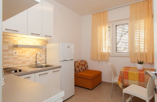 Brela Apartment | One bedroom apartment with terrace and sea view Brela, Makarska (A-19205-a)