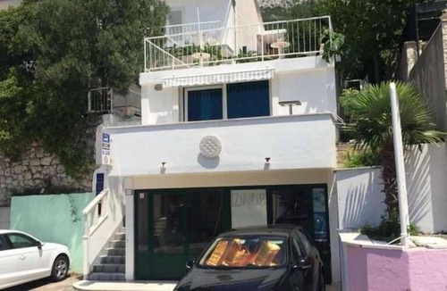 Brela Apartment | One bedroom apartment with terrace and sea view Brela, Makarska (A-22910-e)