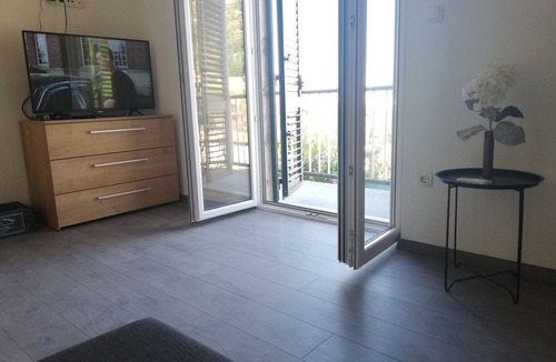 Zavala Apartment | One bedroom apartment with balcony and sea view Zavala, Hvar (A-128-e)