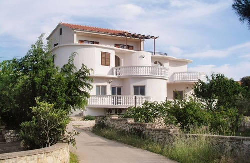 Jezera Apartment | One bedroom apartment with terrace Jezera, Murter (A-5120-h)