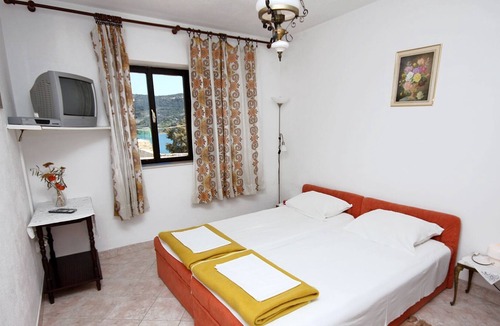 Marina Apartment | One bedroom apartment with terrace and sea view Marina, Trogir (A-2791-b)