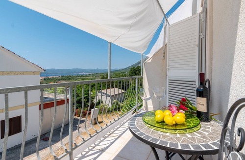 Stankovici Apartment | One bedroom apartment with terrace and sea view Orebić, Pelješac (A-10251-b)