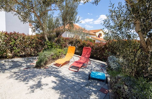 Pasman Apartment | One bedroom apartment with terrace and sea view Pašman (A-8274-b)