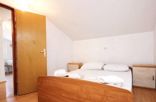 Trpanj Apartment | One bedroom apartment with terrace Trpanj, Pelješac (A-3162-j)
