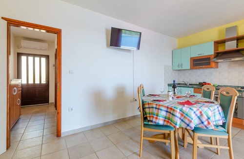 Blato Apartment | One bedroom apartment with terrace and sea view Karbuni, Korčula (A-13217-b)