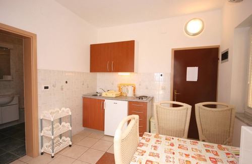 Mandre Apartment | One bedroom apartment with terrace and sea view Mandre, Pag (A-6309-a)