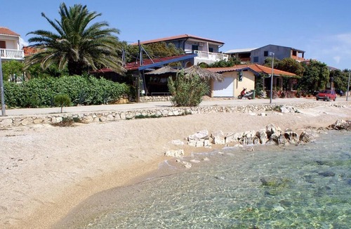 Mandre Apartment | One bedroom apartment with terrace and sea view Mandre, Pag (A-6373-a)